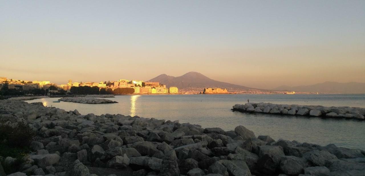 Appartamento Sweet Dreams Napoli Esterno foto